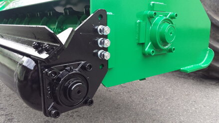 Mulčovač za traktor  Bystroň záběr 210 cm nožový