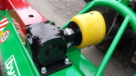 Mulčovač za traktor  Bystroň záběr 210 cm nožový