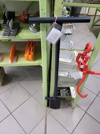 Lesnický sazeč (sazák) stromků 100 cm, 2,75 kg