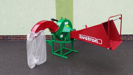 Štěpkovač PIRAŇA za traktor
