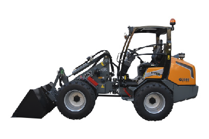 Kolový nakladač 3,7–4,0T – půjčovna