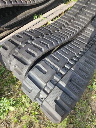 Pás pro BOBCAT T 250 450X86X55 RubberHill