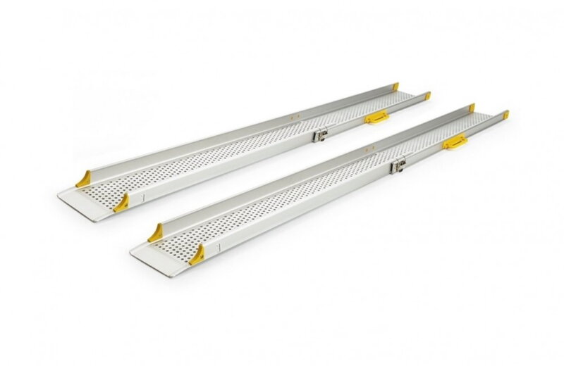 Teleskopické nájezdy 151 cm / 250 kg (pár) – pro invalidní vozíky Teleskopické nájezdy 151 cm / 250 kg (pár) – pro invalidní vozíky
