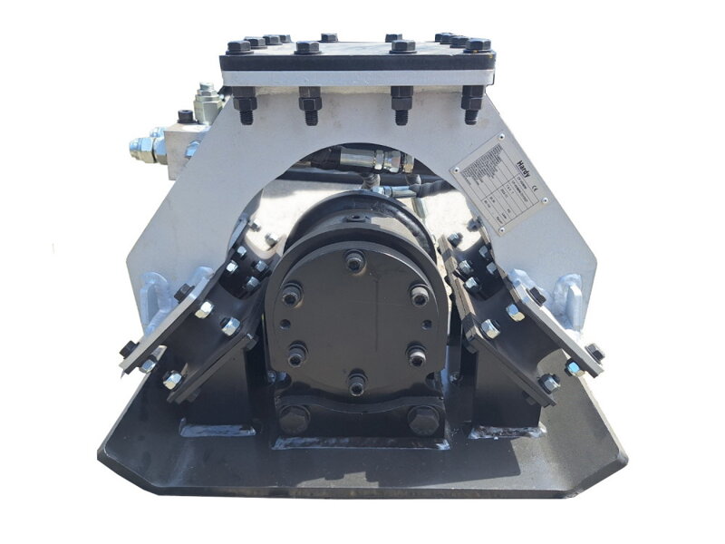 Hydraulická vibrační deska Hardy CP-HDmini (1,5–3 t) | 118 kg
