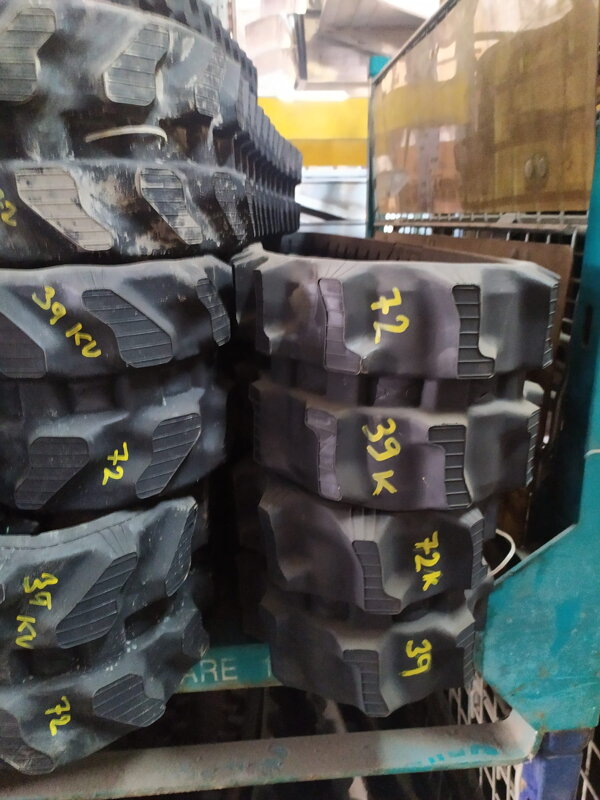 Gumový pás 180x72Kx39 RubberHill