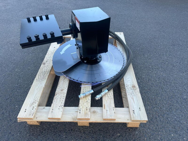 Pila na dřevo pro minibagr 3–7 t (⌀600 mm)