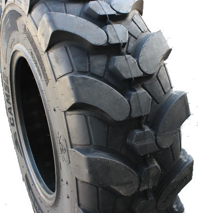 16.9-28 (440/80-28) MPT 732 CAMSO pneumatiky